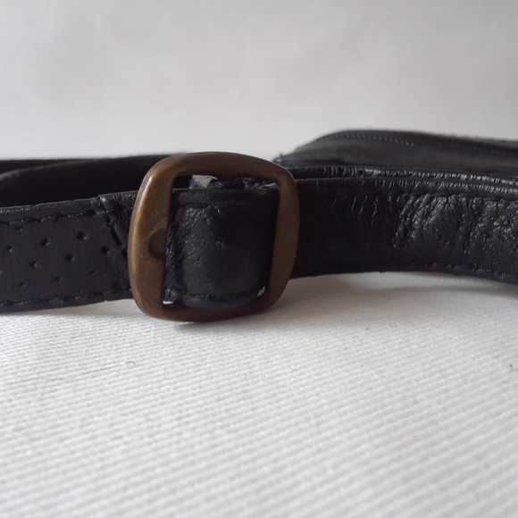 Moroccan Soft Leather Crossbody Bag. Black - Picture 9 of 13